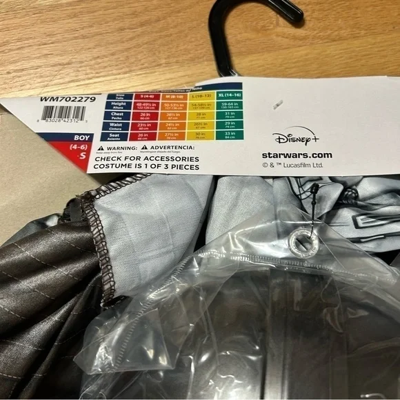 Star Wars Mandalorian Costume NEW Small 4-6 Disney Jumpsuit Halloween Mask Cape - Picture 7 of 7